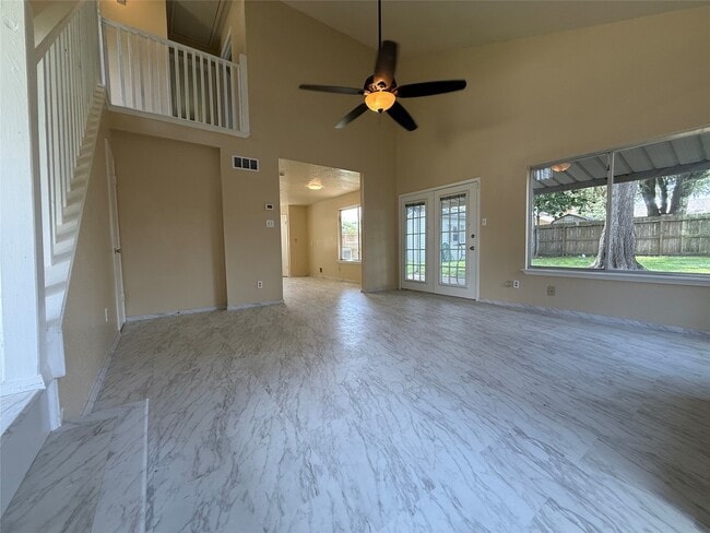Photo - 3022 Sherborne St