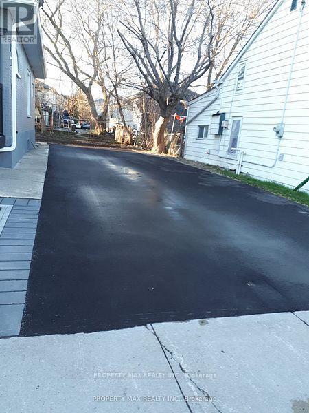 Photo - 14 Burton St Unit 1