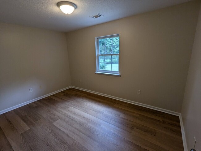 Photo - 250 Cassie Ree Rd