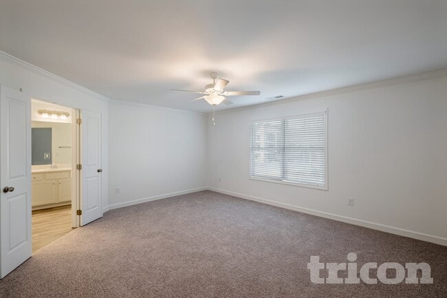 Photo - 132 E Rdg Wy