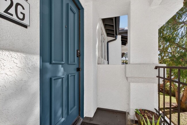 Photo - Elegantly Furnished Coastal Condo with Mountain Views