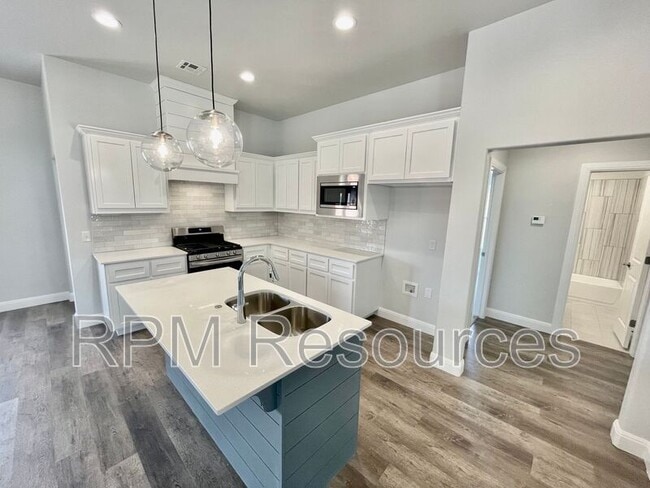 Photo - 9100 Yassir Blvd