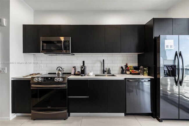 Photo - 398 NE 5th St Unidad 1407