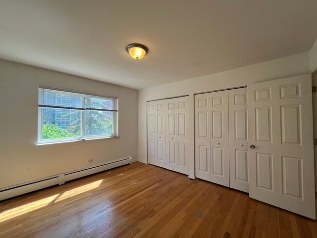 Photo - 736 W Buena Ave Unit 202