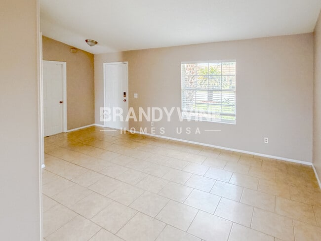 Photo - 7108 Steffie Ln