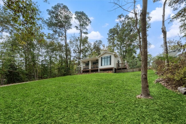 Photo - 71 White Oak St