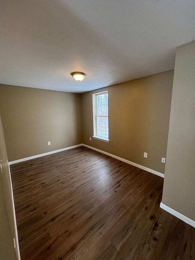 Photo - 12 Oak St Unit Apt. 3