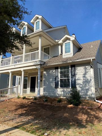 Photo - 1425 Oakcrest Dr