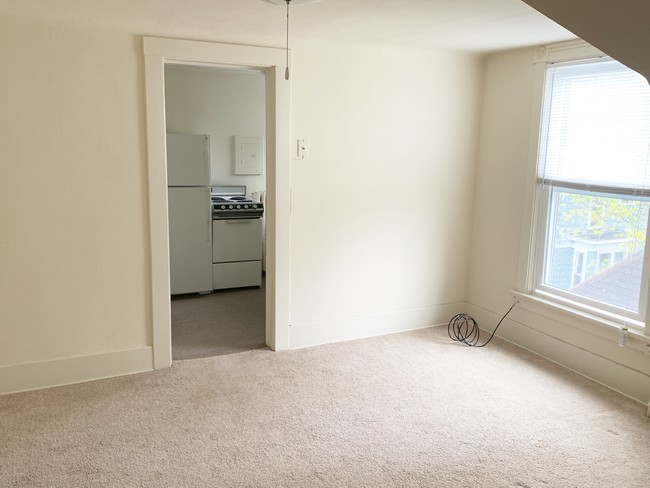 Photo - 423 Gotham St