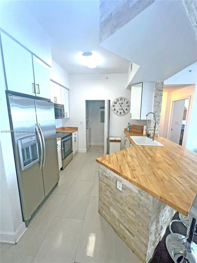 Photo - 1830 Radius Dr Unidad 1123