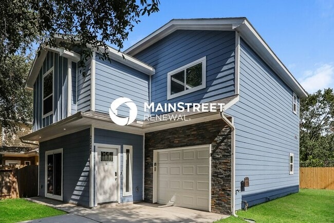 Photo - 3 Bedroom Pet-Friendly Home in HOUSTON, TX with Main Street Renewal