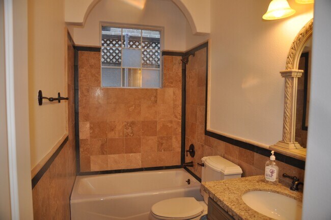 Photo - 5922 Burgoyne Dr.