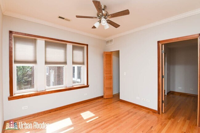 Photo - 3256 N Clifton Ave Unidad J06W