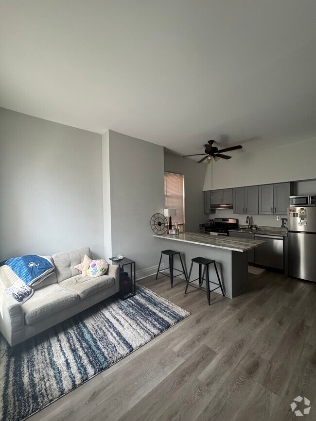Building Photo - 250 S Atlantic Ave Rental
