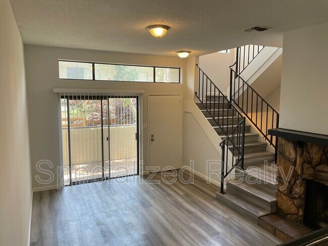 Photo - 13901 Sayre St Condo Unit 21