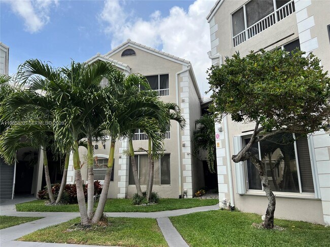 Photo - 2881 N Oakland Forest Dr Unit 210