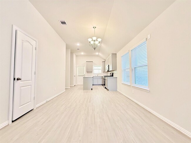 Photo - 22858 Ephesus Ave