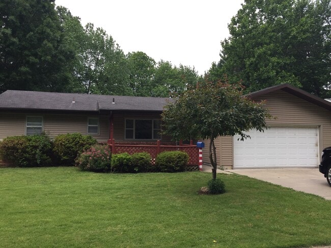 Photo - 2451 S Meadowbrook Ave