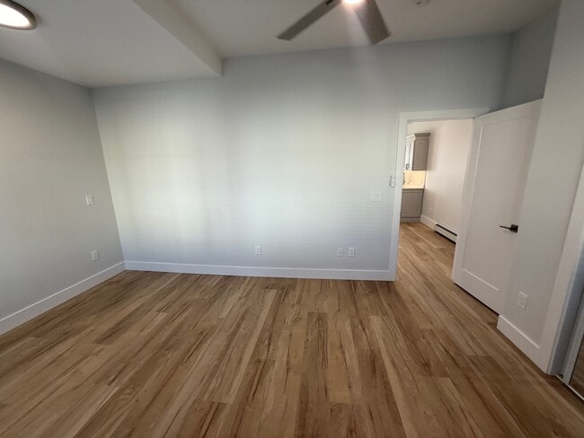 Photo - 53 W Eagle St Unit 2