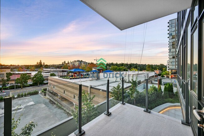 Photo - Downtown Bellevue Luxury 1B1B – Available ... Unit #303