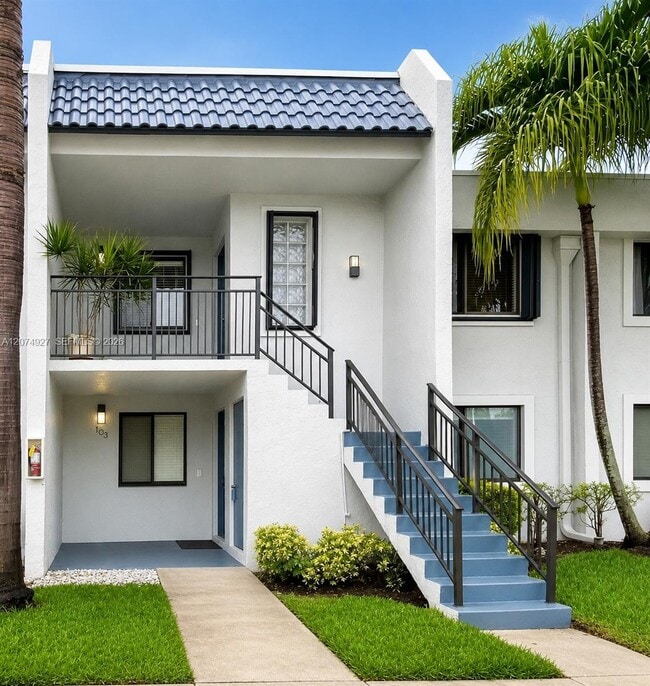 Building Photo - 16511 Blatt Blvd Unit 103