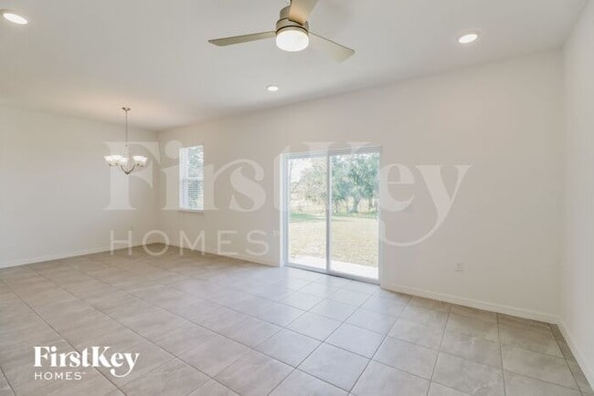 Photo - 230 Windsor Reserve Dr