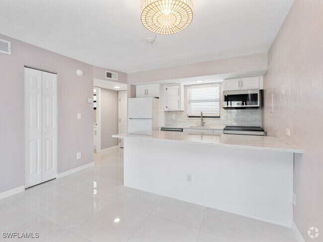 Building Photo - 1024 Anglers Cove Unit C208 Rental