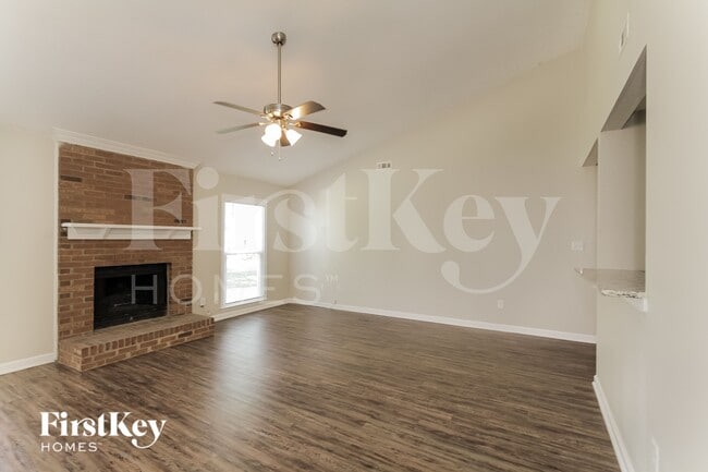 Photo - 8020 Glencannon Dr