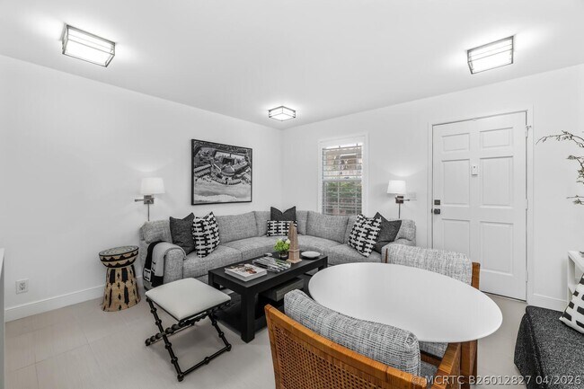 134 Peruvian Ave Unit 104