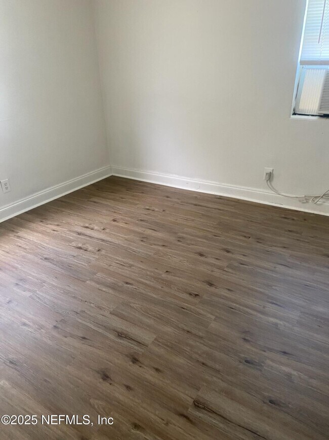 Photo - 232 Chelsea St Apartment Unit B2