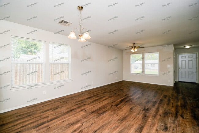 Photo - 4822 S 32nd W Ave