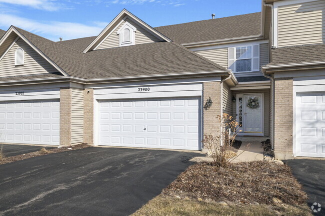 Building Photo - 23900 McMullin Cir Rental