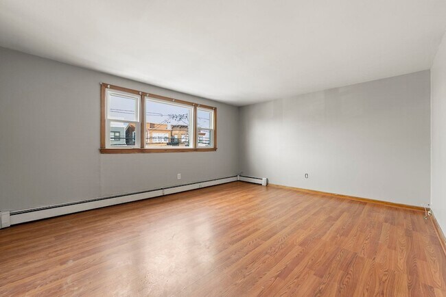 Photo - 336 Princeton Ave