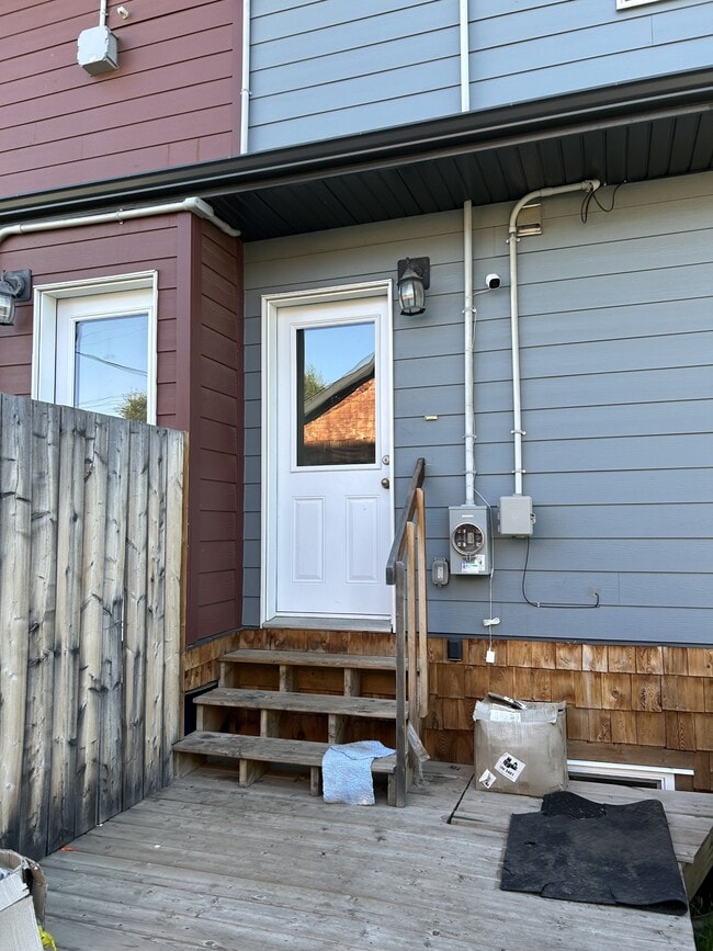 Building Photo - 12030 54th St. NW Unit 12030 - Bsmt