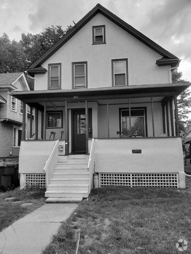 Building Photo - 6BR 2BA Single Family Home in Minneapolis