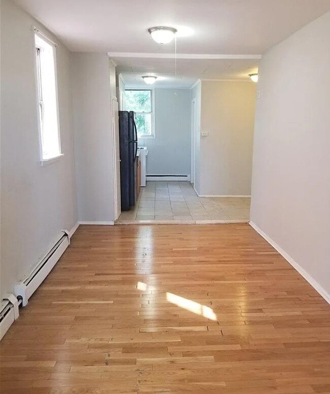 Photo - 187 Beacon Ave Unit 2L