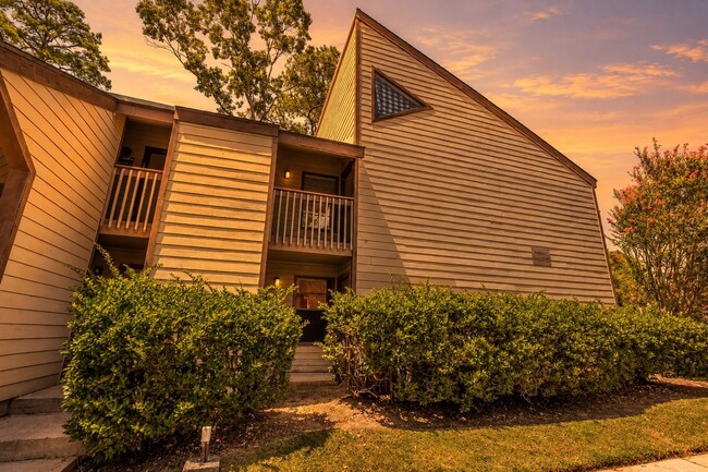 Building Photo - 12900 Walden Rd Unit 703G