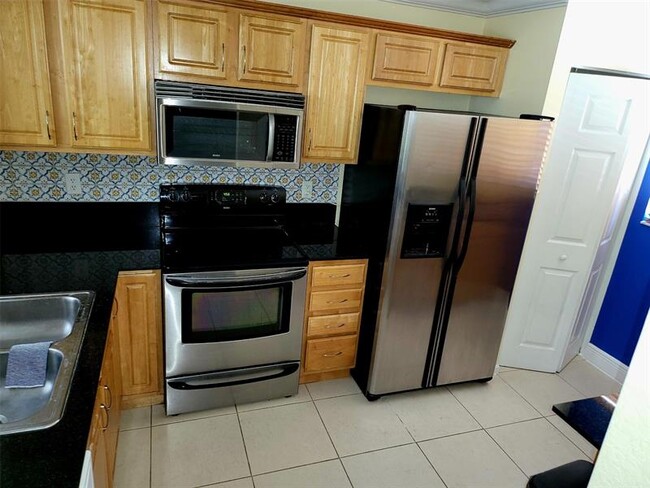 Photo - 6617 Winfield Blvd