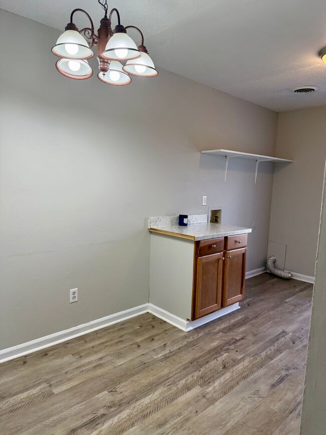 Photo - 01023 Unit 16