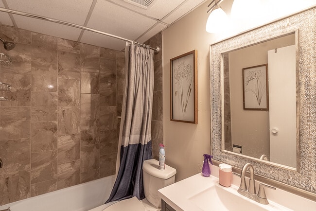 Photo - 157 E Welcome Ave Unit 1