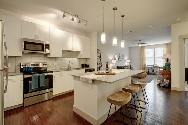 Photo - Farmhouse Apartments