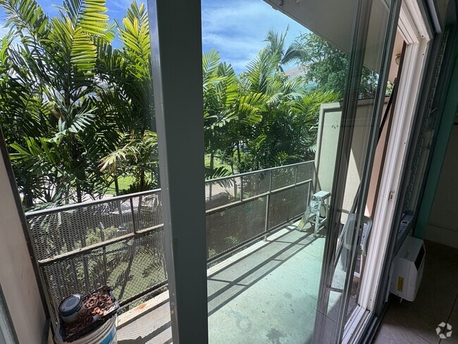 Building Photo - 2126 Lau‘ula St Rental