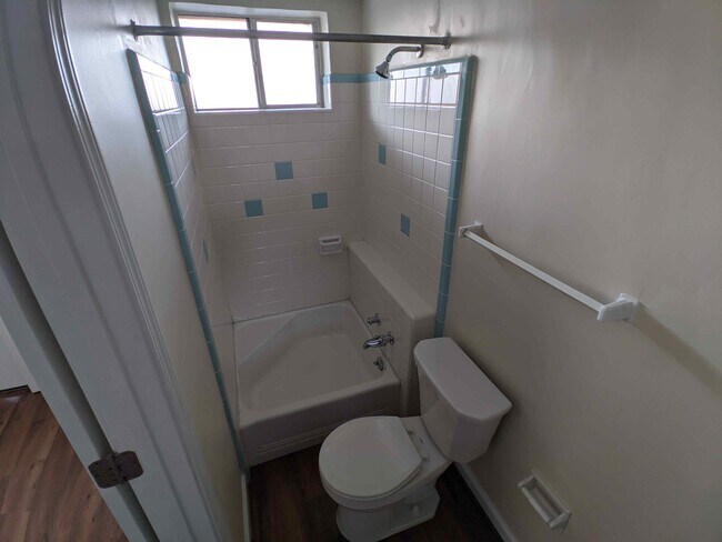 Photo - 1612 Alexandria Dr Unit 8