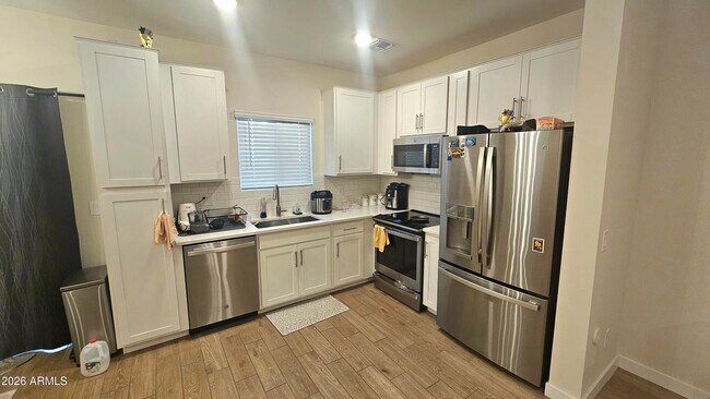 Photo - 2818 W Red Fox Rd