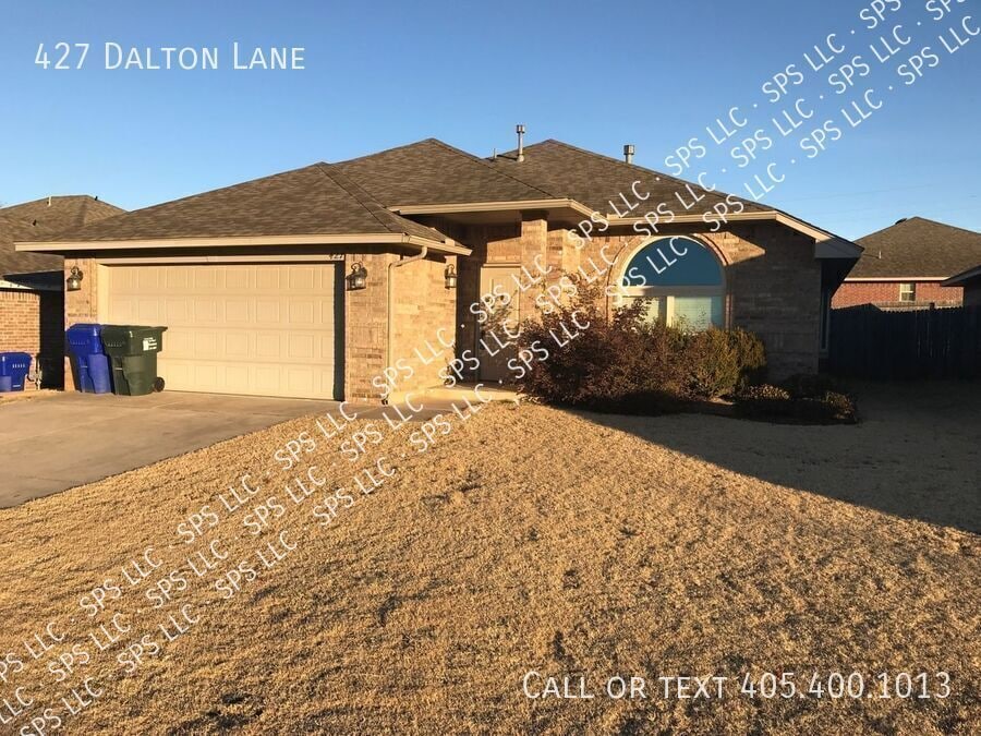 Photo - 427 Dalton Ln