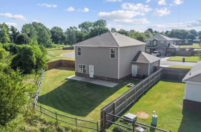 Photo - 3 Bed | 2.5 Bath in Broken Arrow!