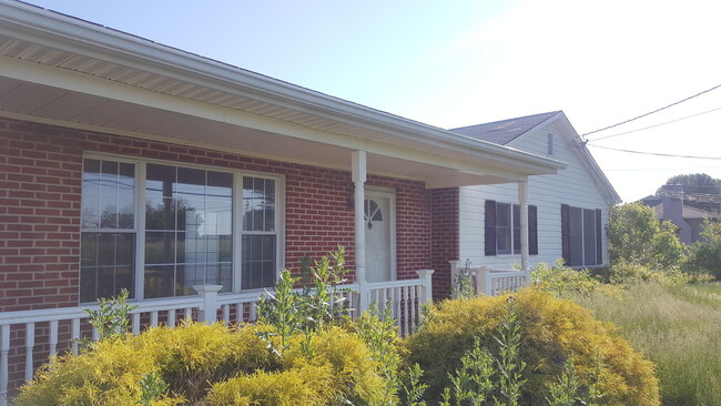 Building Photo - Charming 3-Bedroom Home Near Harford County Airport