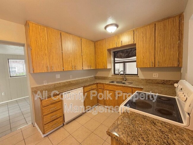 Photo - 2802 Geoffrey Dr