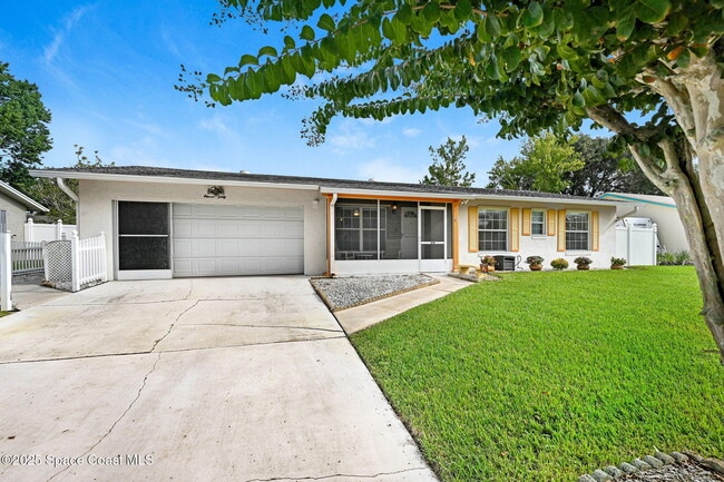 Photo - 1160 La Brea Ave