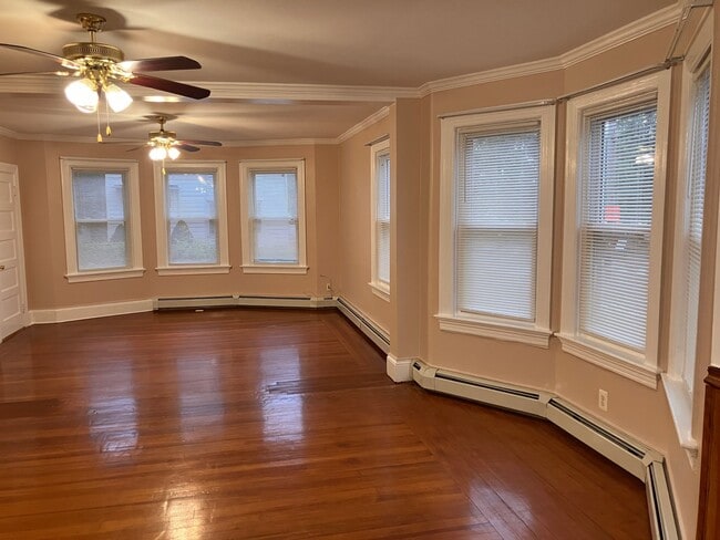 Photo - 39 7th St Unidad 1st.floor